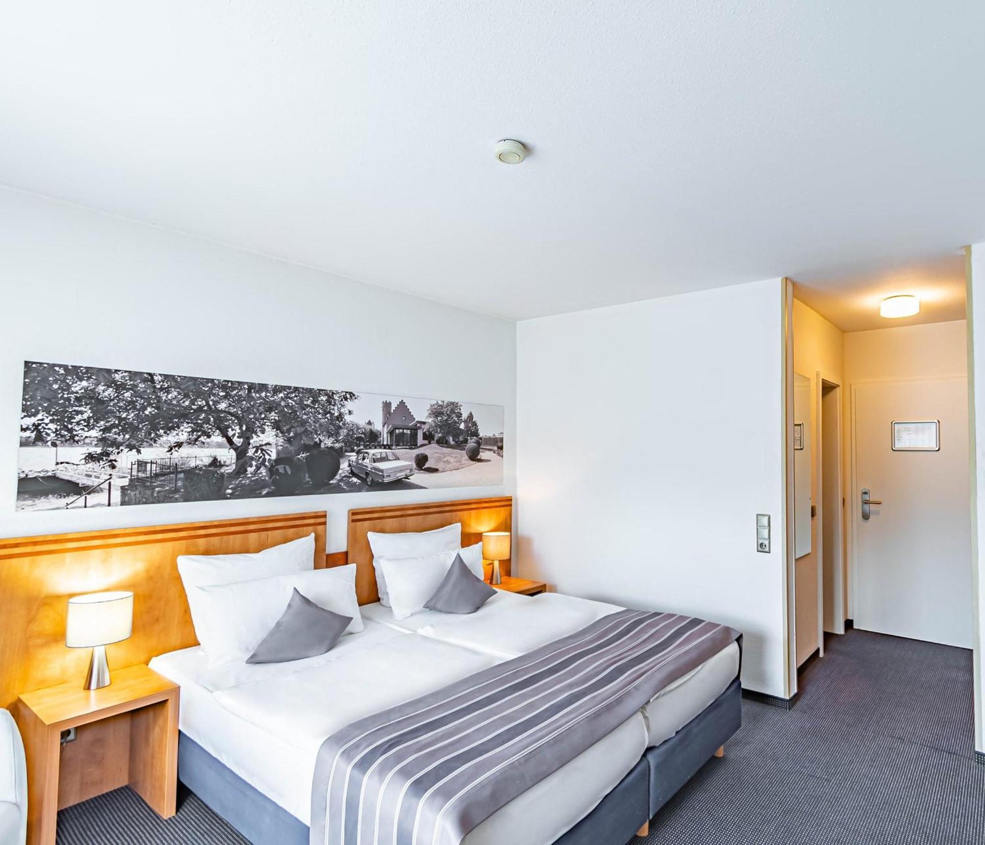 Parkhotel Sonnenberg Eltville am Rhein Exterior foto